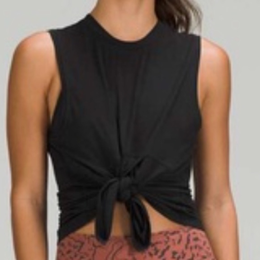 Black Lululemon Tie-Front Cropped Tank Top
